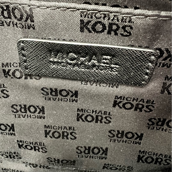 Michael Kors Shoulder Bag - Picture 7 of 10